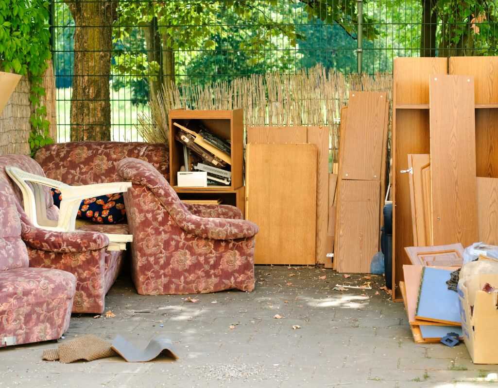 Jak usunąć gabaryty na Bemowie i zyskać dodatkową przestrzeń w mieszkaniu?