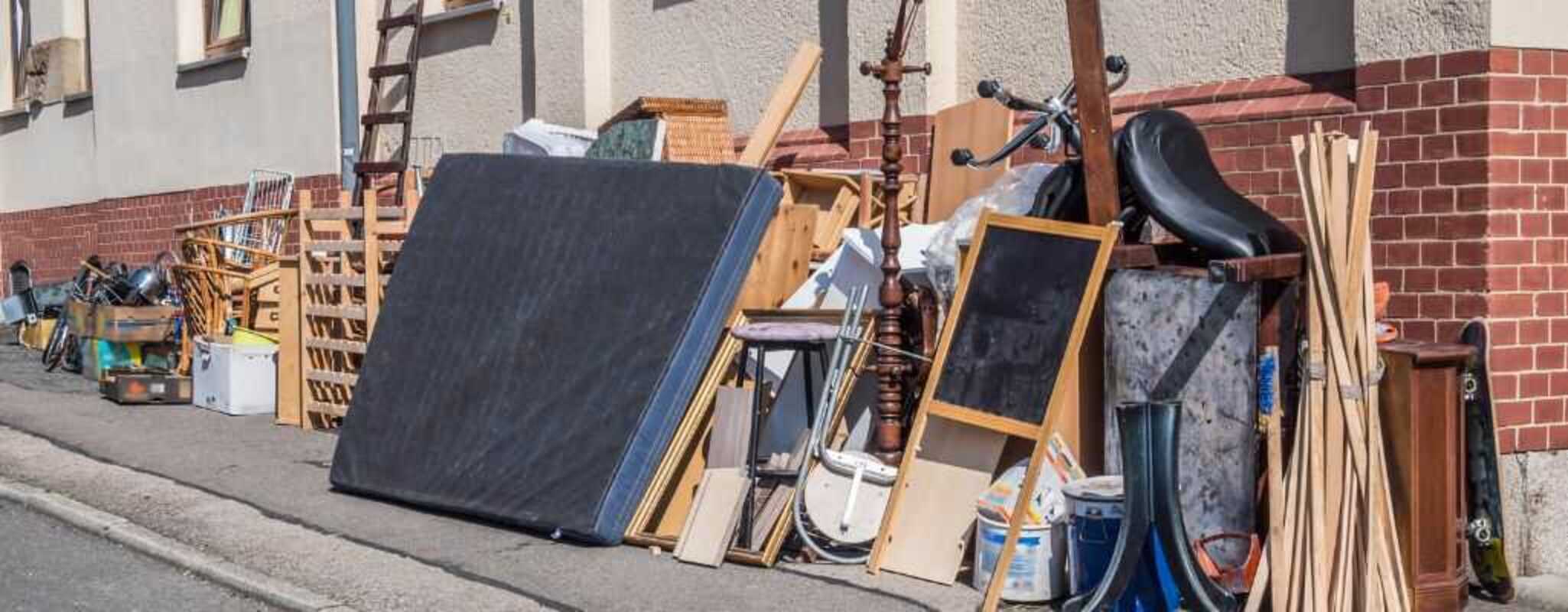 Jak wyrzucić niepotrzebne gabaryty w Wesołej i stworzyć więcej miejsca dla domowników?