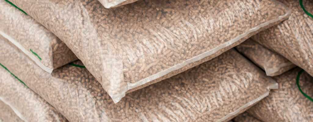 Pellet pakowany w workach