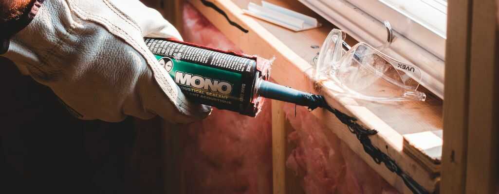 Które materiały zdrożeją przez ropę? Kleje i siatki do ocieplenia domu