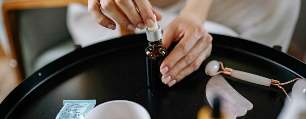 Jak zrobić olejki eteryczne? Dwa łatwe przepisy